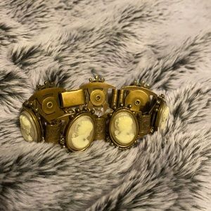 Jan Michael’s Cameo bracelet
